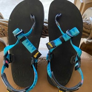 Luna Sandals